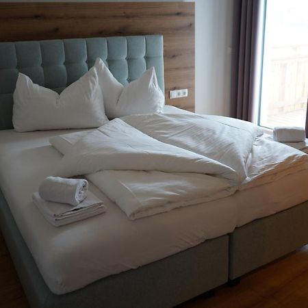 Sun Hill Apartment ชลัดมิง ภายนอก รูปภาพ